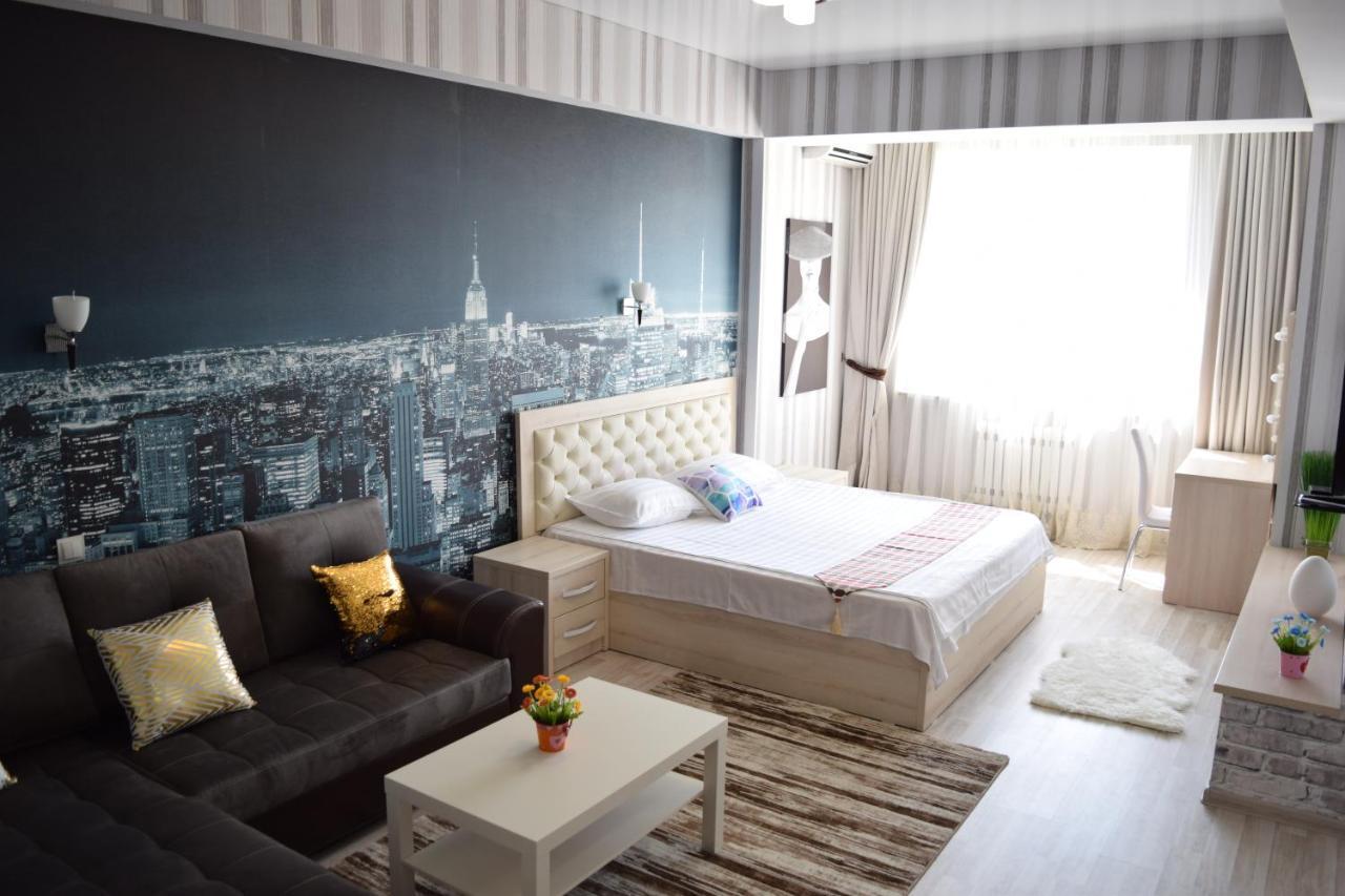 Studio Boutique Apartment Bishkek Exteriör bild